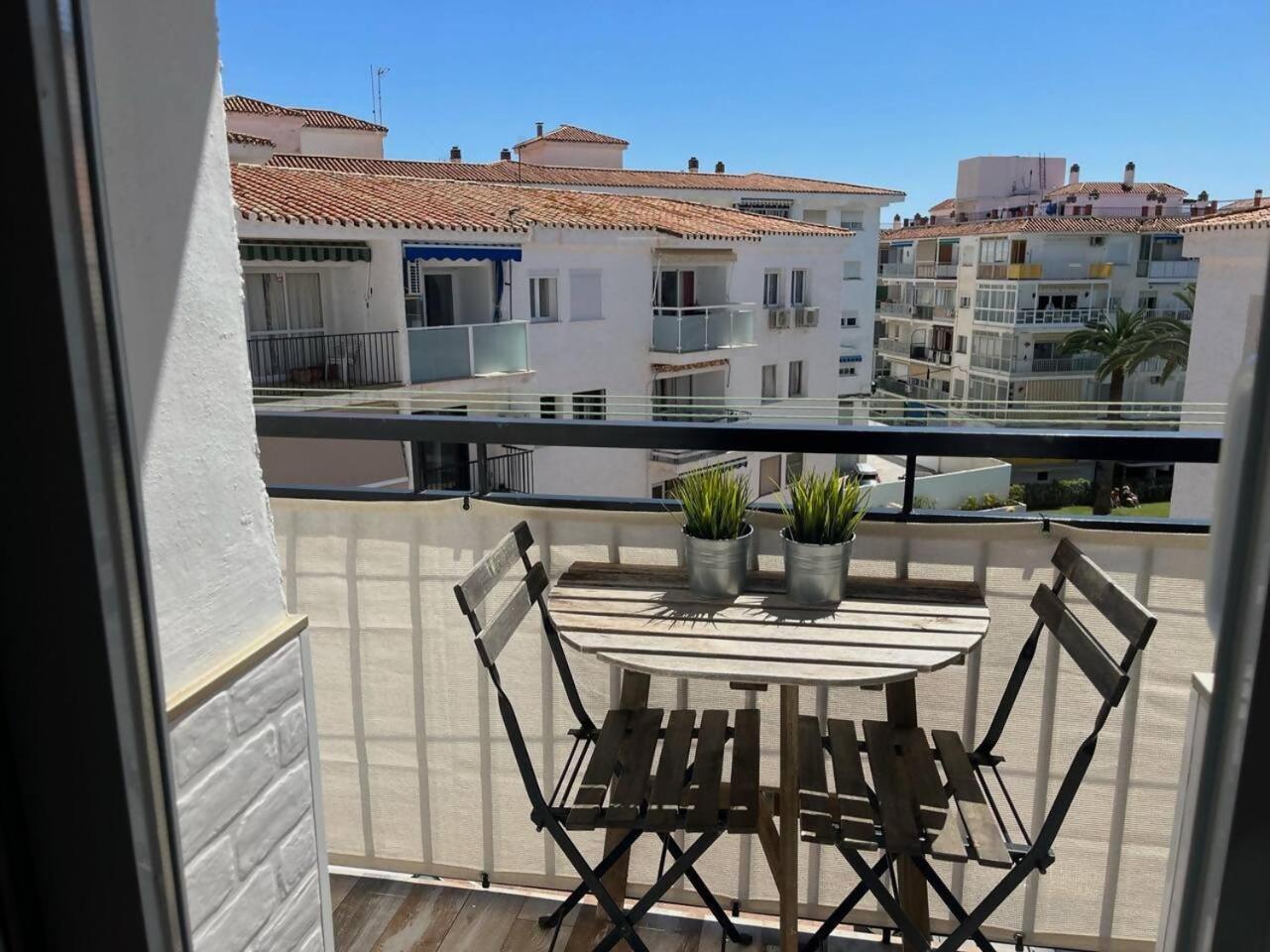 Apartamento 3 Hab Con Parking Junto A La Playa Нерха Екстер'єр фото